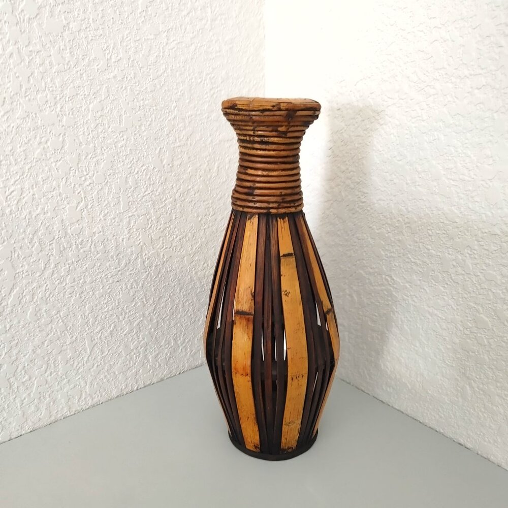 Wood Art /vase to hold dry flowers, leaf collection, grass, ... - Picture 10 of 16